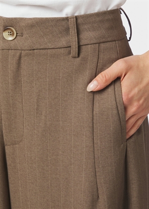 Essiall pinstripe buks Taupe Neo Noir 
